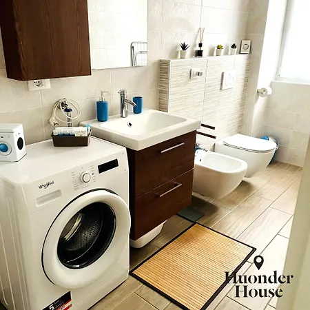 Holiday home Huonder House *